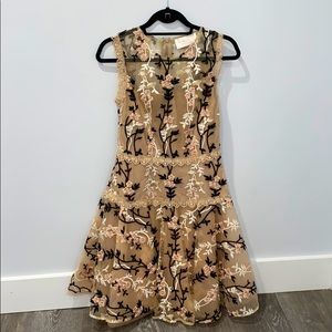 Bronx & Banco elegant dress with gorgeous detail!